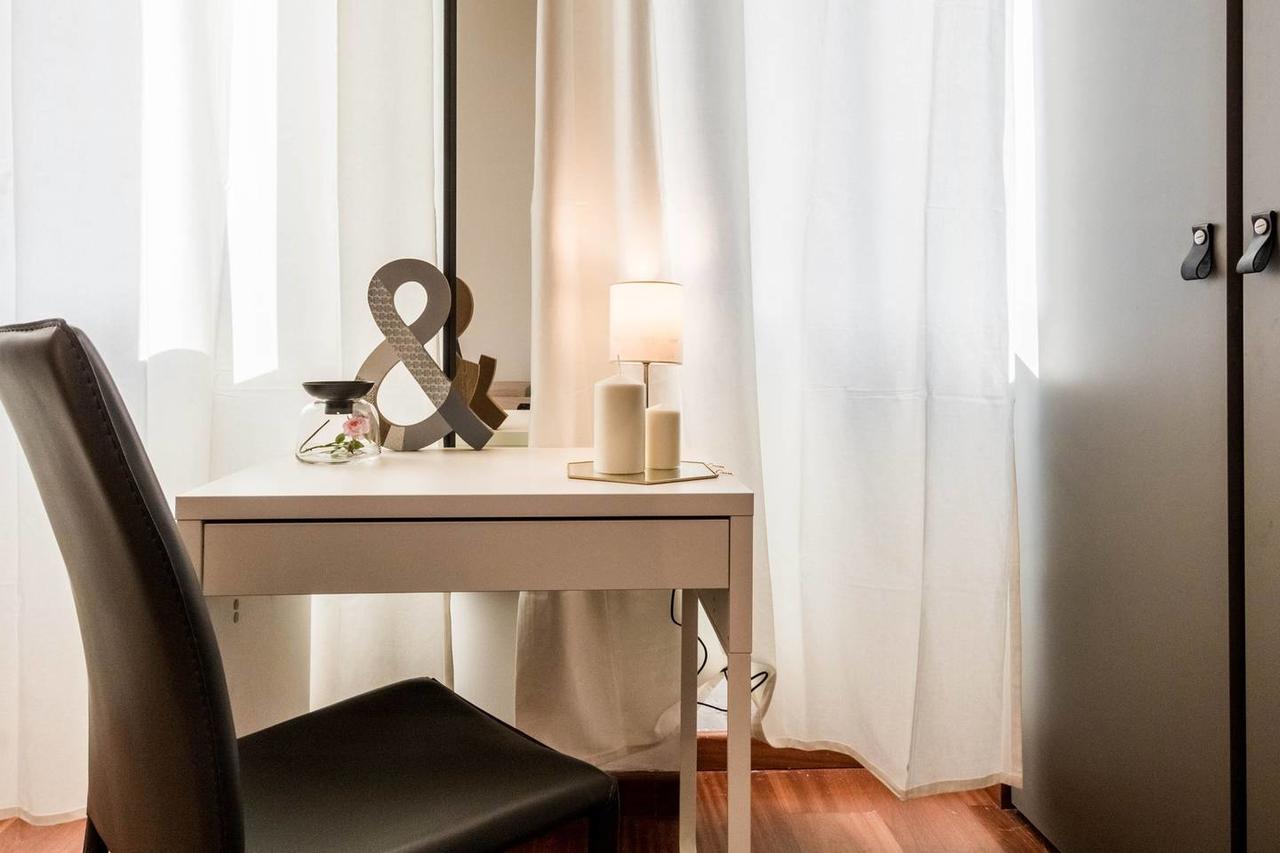 Ferienwohnung Hintown Duomo Via Baracchini Mailand Exterior foto