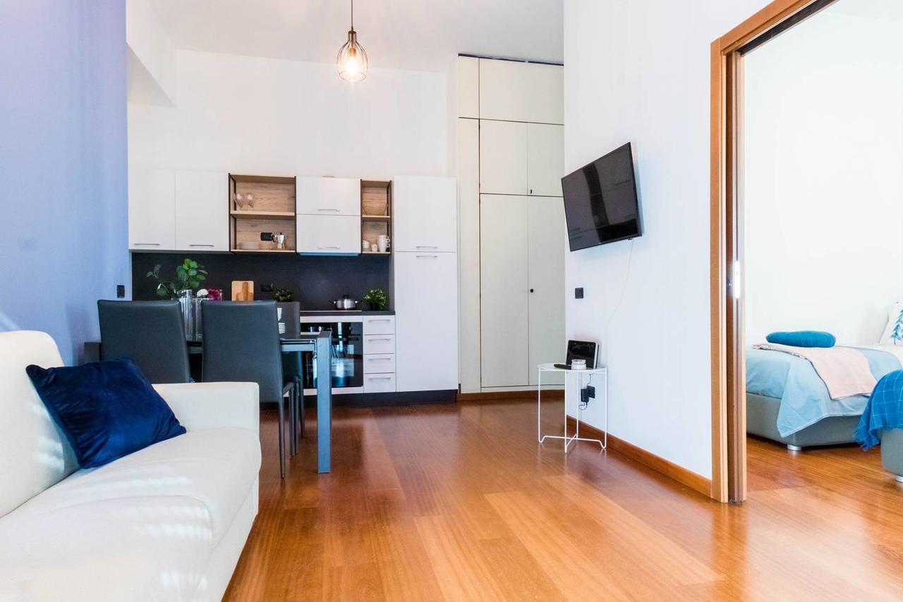 Ferienwohnung Hintown Duomo Via Baracchini Mailand Exterior foto