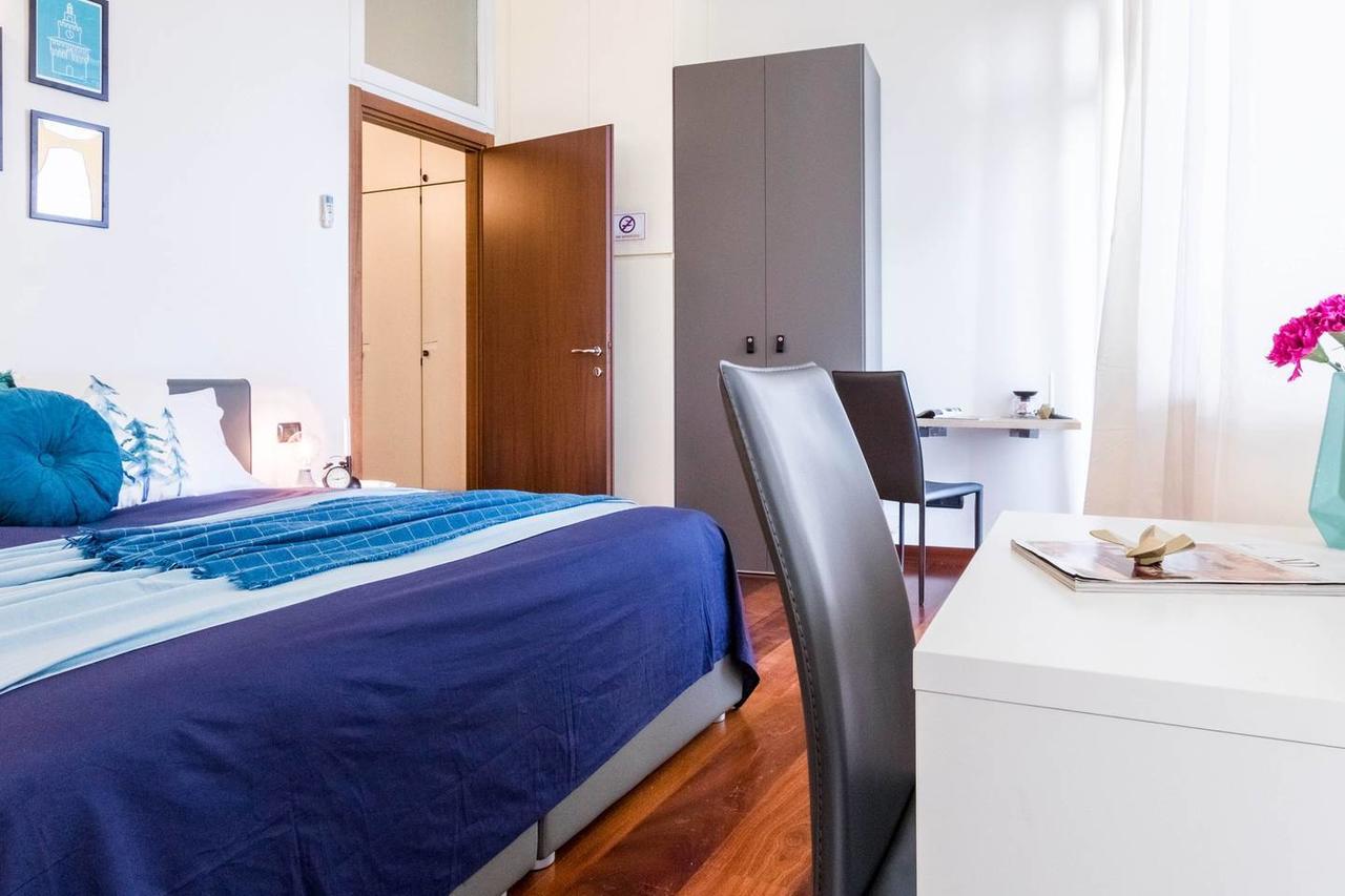 Ferienwohnung Hintown Duomo Via Baracchini Mailand Exterior foto